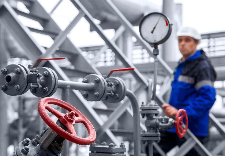 Caulking for weatherization service